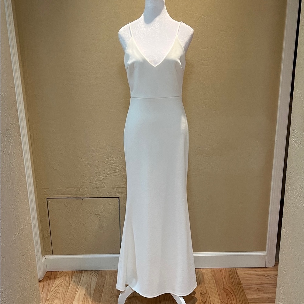 Lulu's Classic White maxi